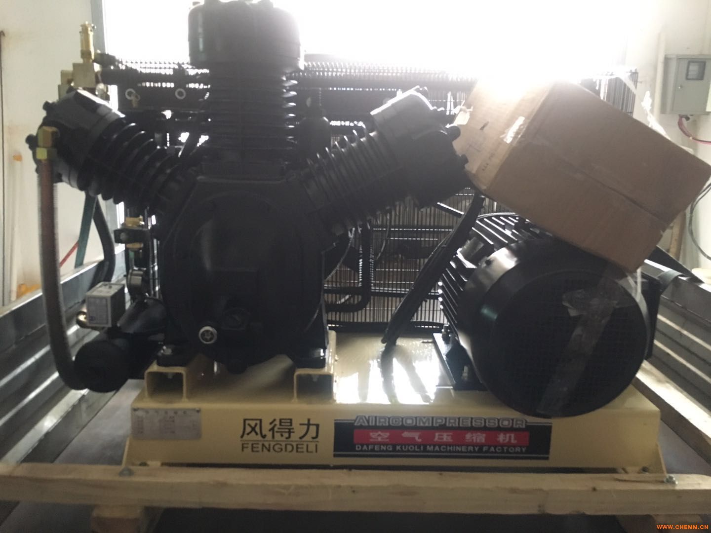 30公斤高压空压机 吹瓶机专业配套高压空压机 激光切割机16公斤空压机